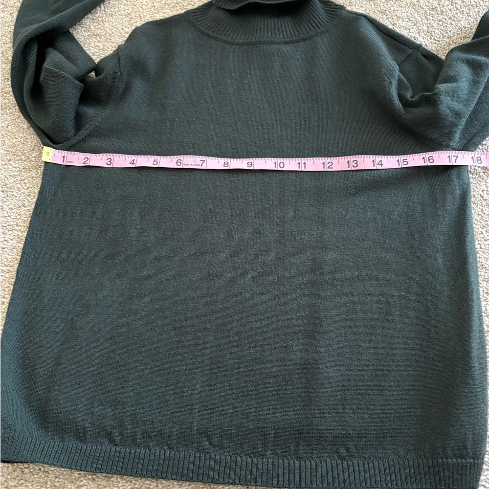 Pendleton Green 100% Merino Wool Turtleneck Size Petite Medium Preppy - Picture 5 of 7